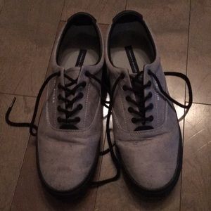 Men’s Tommy Hilfiger size 11 shoes